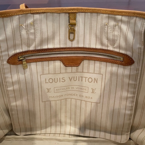 Authentic Louis Vuitton Neverfull GM Tote - Picture 5 of 9